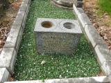 image of grave number 683915